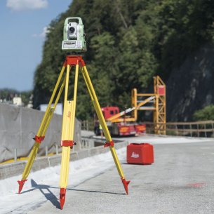 Тахеометр Leica TS10 R1000 5″ EGL Arctic